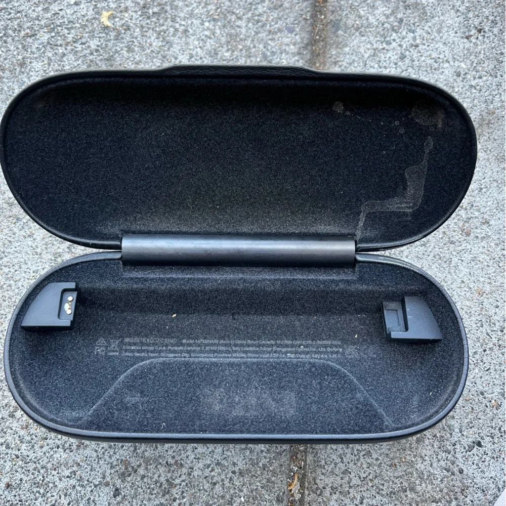 RayBan’s smart glasses